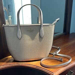 ✨LIKE NEW✨ Kate Spade Shimmering Gold Small Tote or Crossbody bag